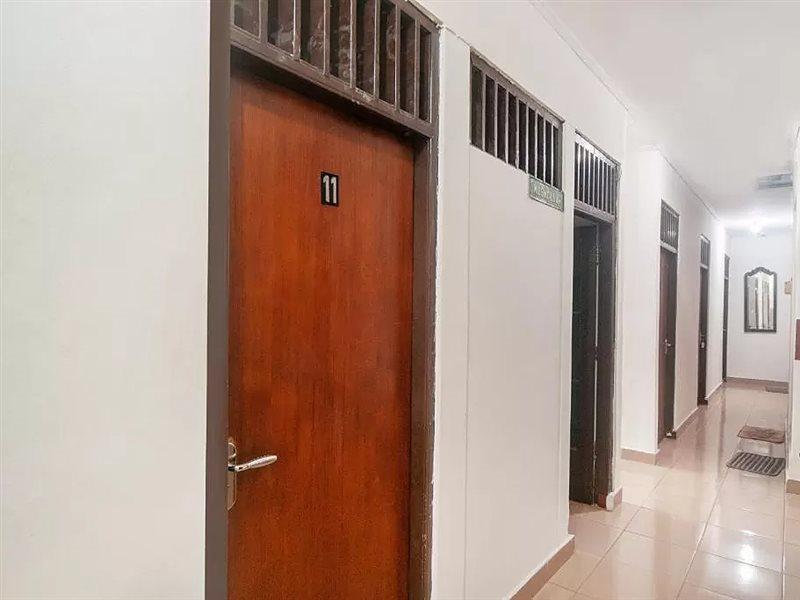 Oyo 2256 Danysa Guesthouse Dżakarta Zewnętrze zdjęcie
