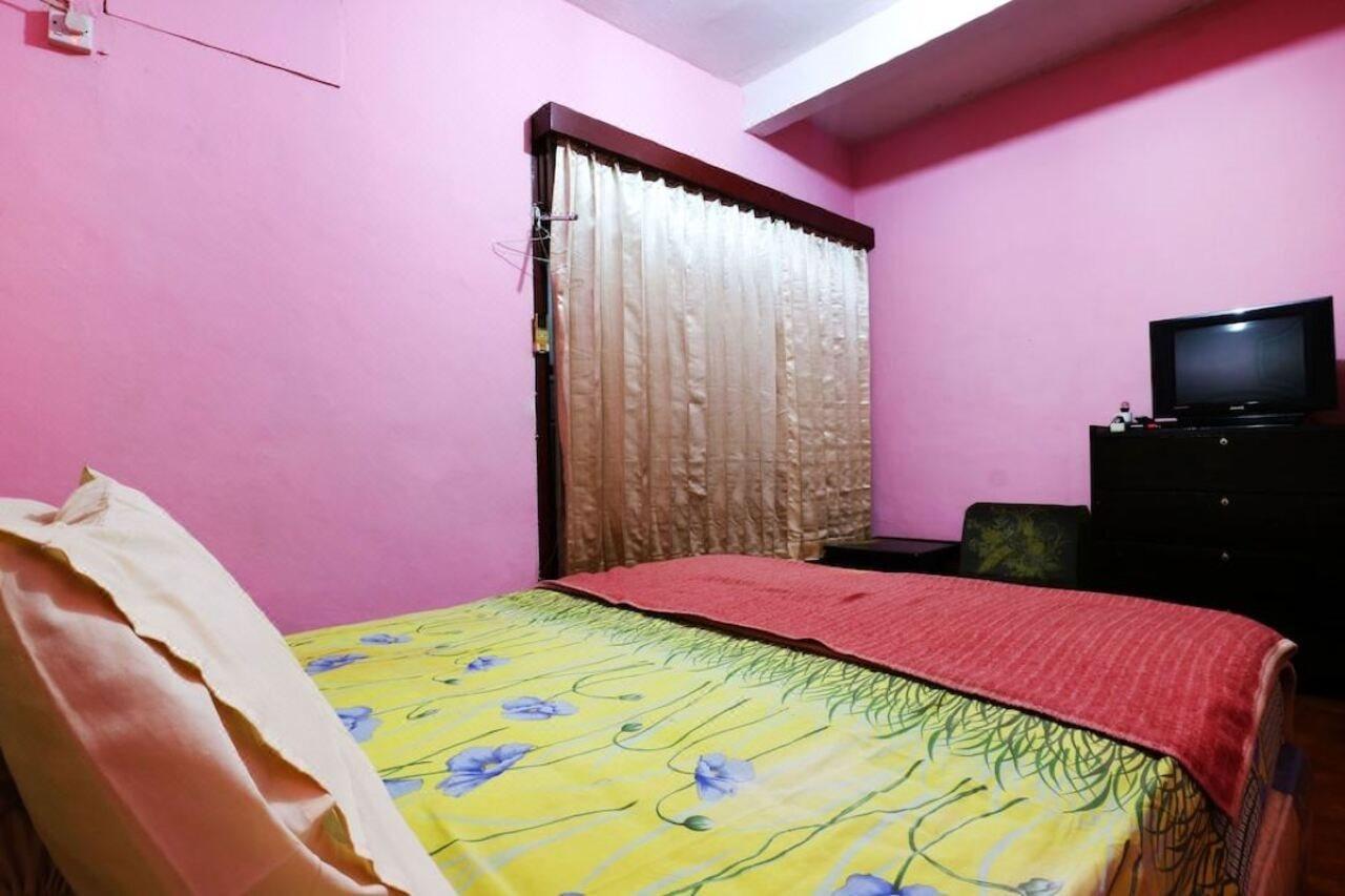 Oyo 2256 Danysa Guesthouse Dżakarta Zewnętrze zdjęcie