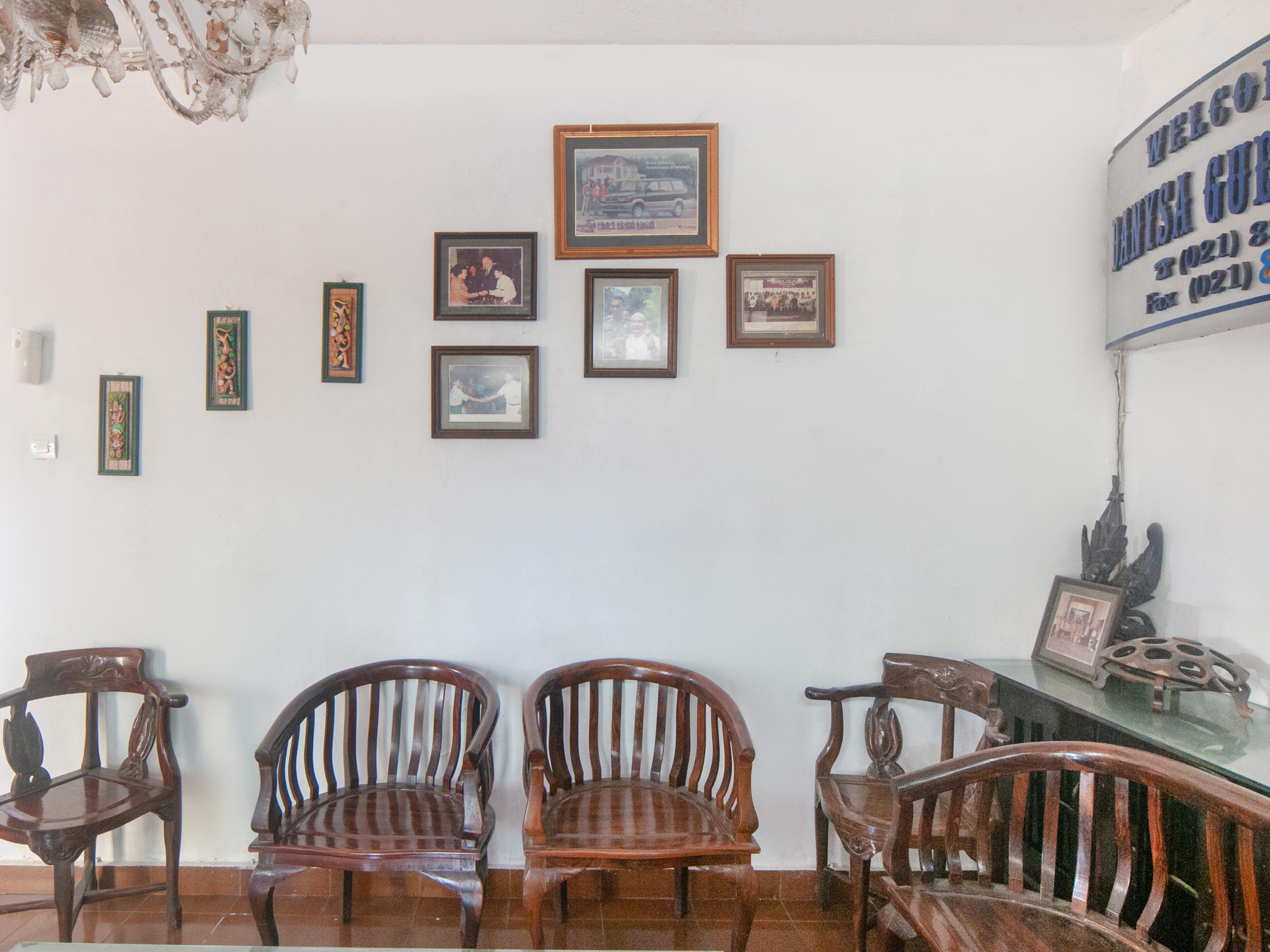 Oyo 2256 Danysa Guesthouse Dżakarta Zewnętrze zdjęcie