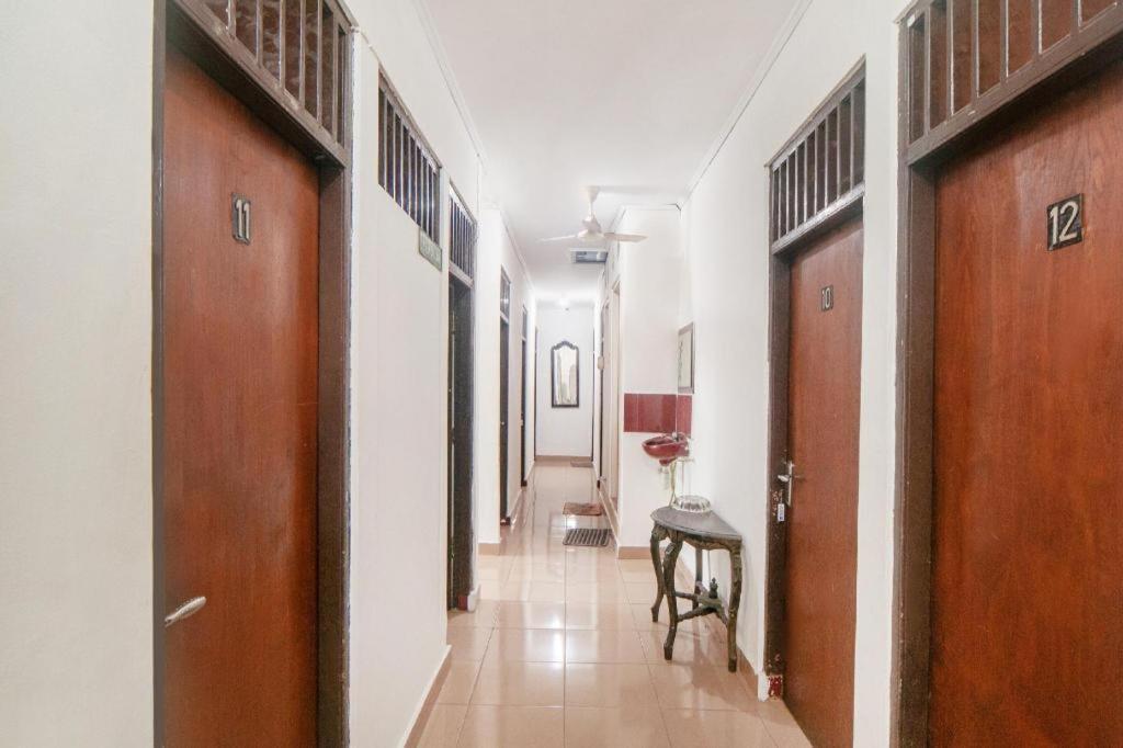 Oyo 2256 Danysa Guesthouse Dżakarta Zewnętrze zdjęcie
