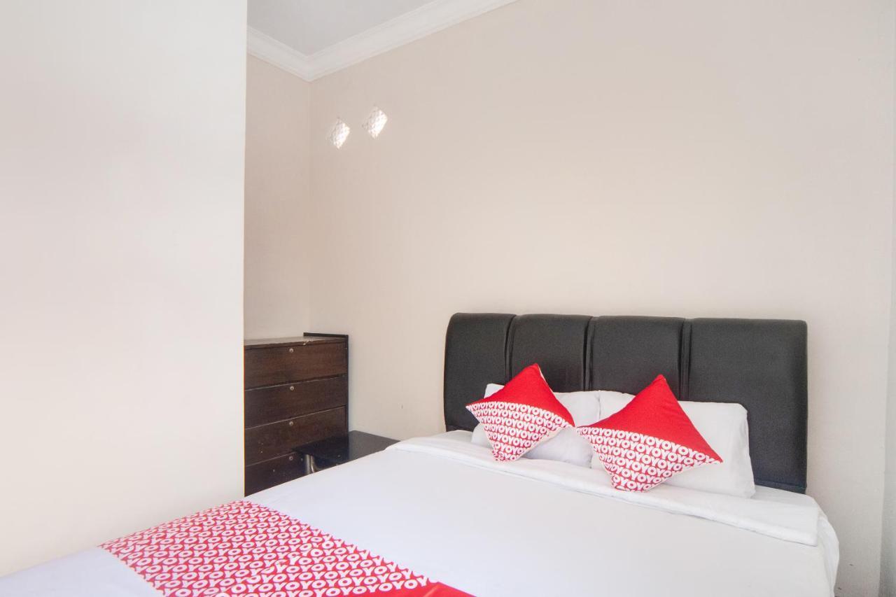 Oyo 2256 Danysa Guesthouse Dżakarta Zewnętrze zdjęcie